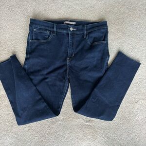 Levi's Women’s Size 31, Dark Blue High Rise Super Skinny 720 Women's Jeans